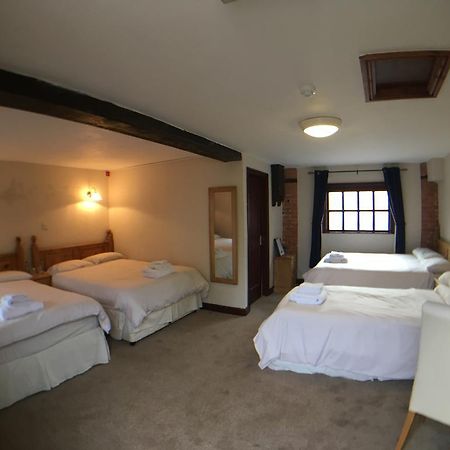 The Lord Nelson Hotel Sutton on Trent Exterior photo
