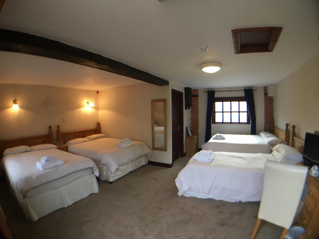 The Lord Nelson Hotel Sutton on Trent Exterior photo